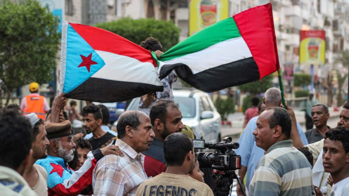 The United Arab Emirates’ Surrogate Network Building in Sudan and Yemen as Power Projection and State Identity Building